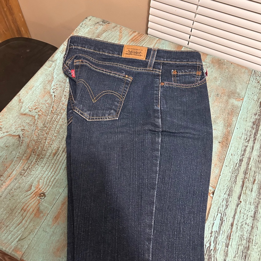 Levi 8m